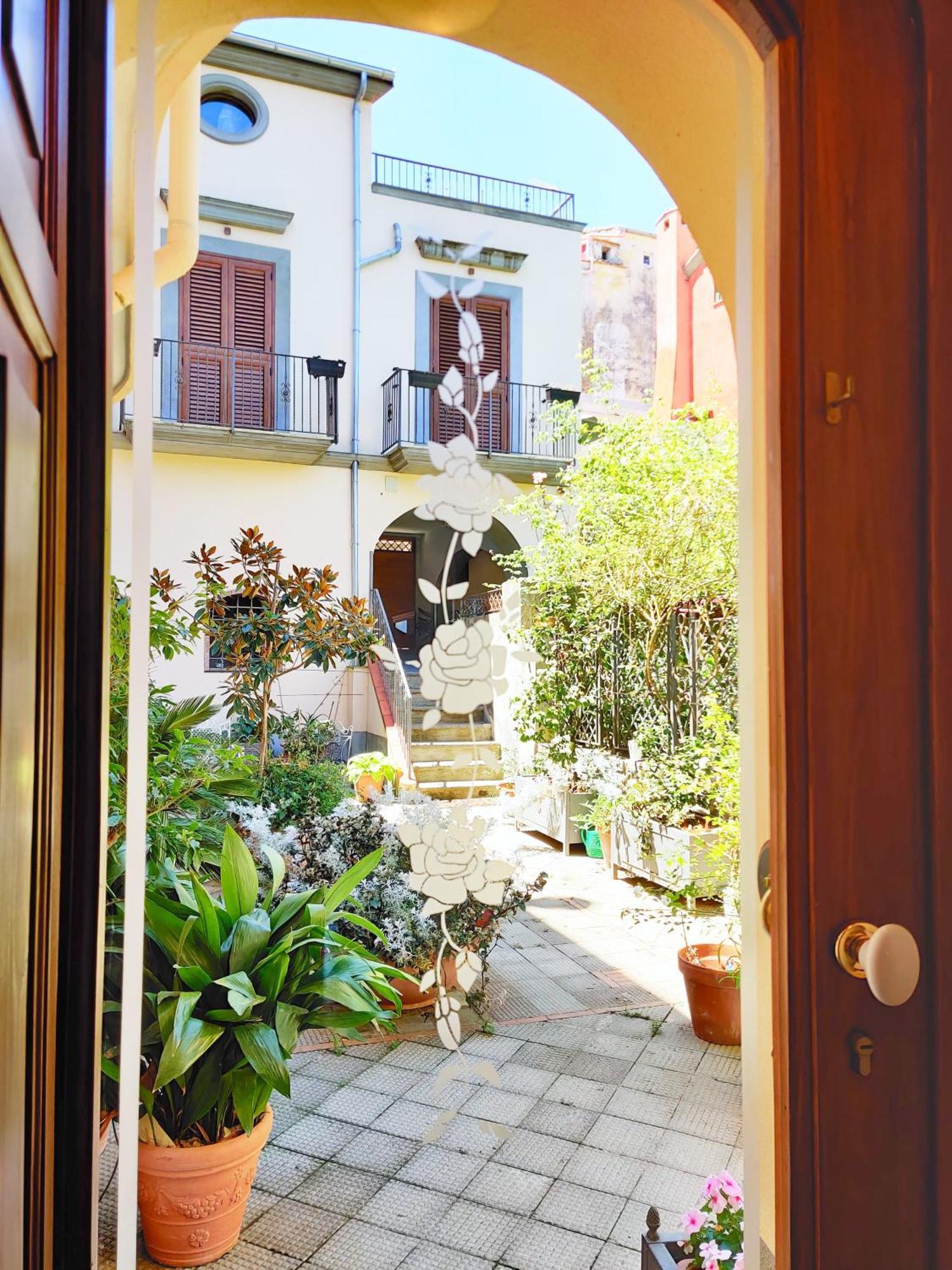 B&B Gattacicova Cava De' Tirreni Bilik gambar